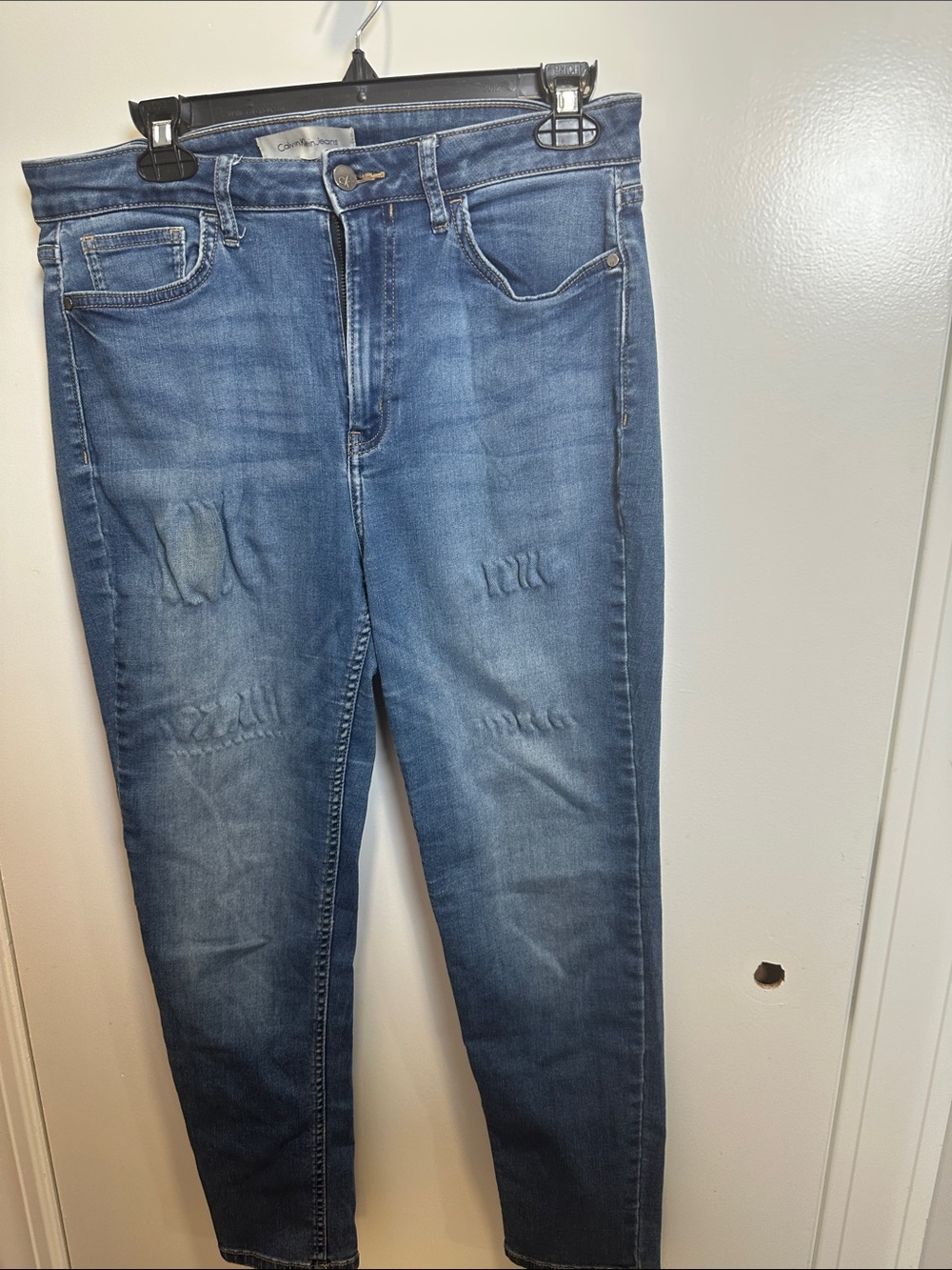 Calvin Klein Women's Skinny Jeans - Medium Blue Distressed(57)
